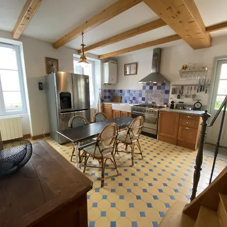 Vaste Maison Au Coeur De Fouras, Proche Plages Et Commerces, Ideale Pour Familles - Fr-1-709-39 * Fouras