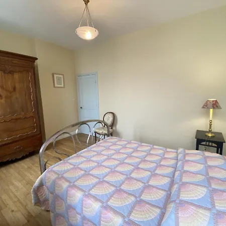 Vaste Maison Au Coeur De Fouras, Proche Plages Et Commerces, Ideale Pour Familles - Fr-1-709-39 * Fouras