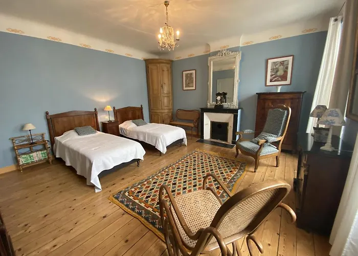 Vaste Maison Au Coeur De Fouras, Proche Plages Et Commerces, Idéale Pour Familles - Fr-1-709-39 *